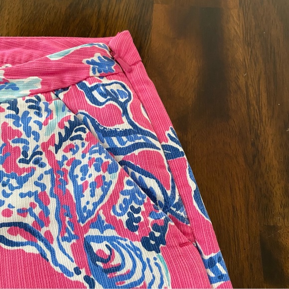 Lilly Pulitzer Capri Pink Samba Pink Blue Coral Short - Picture 3 of 8